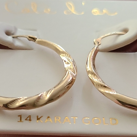 14K Gold Stamped 14K1 inch diameter - about the size of a quarter 2mm hollow - Picture 7 of 11